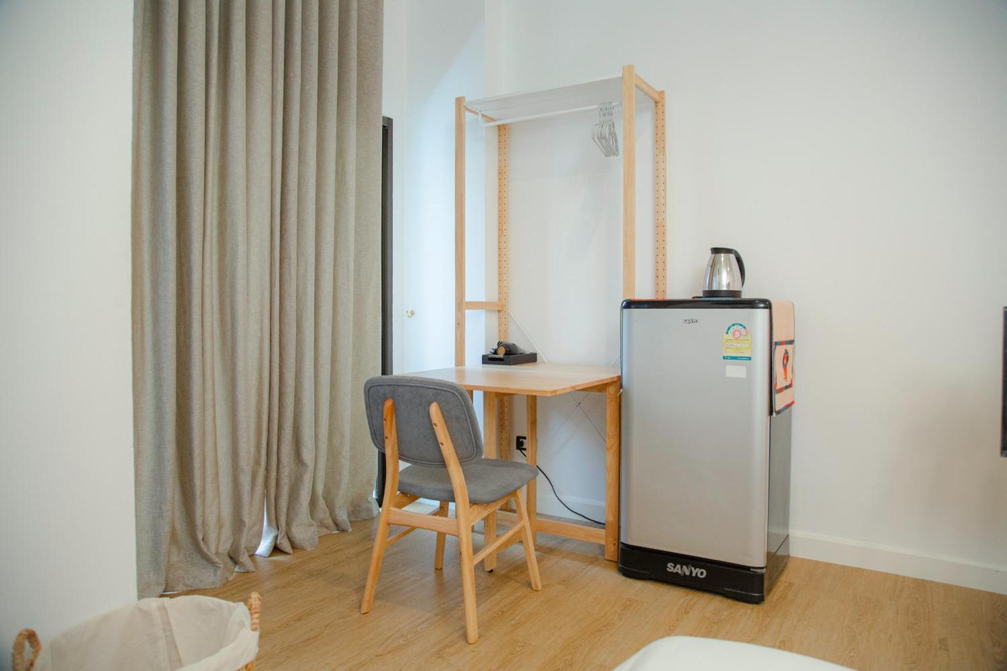 Vandrarhem Roomquest Phuket Patong